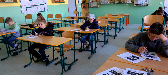 Rybičky rybáři jedou…..